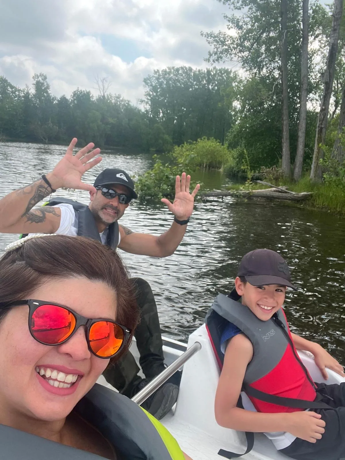 Nani Duran lors d’une sortie en famille au bord du lac